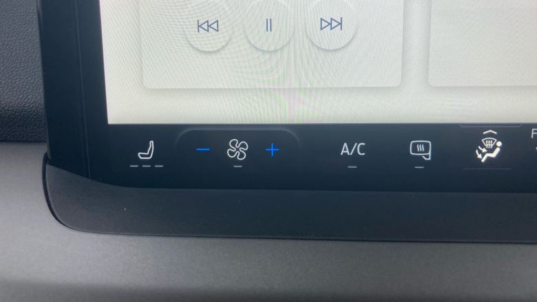 Ford Transit Courier E-Transit Courier 100kW 43kWh Limited Van Auto